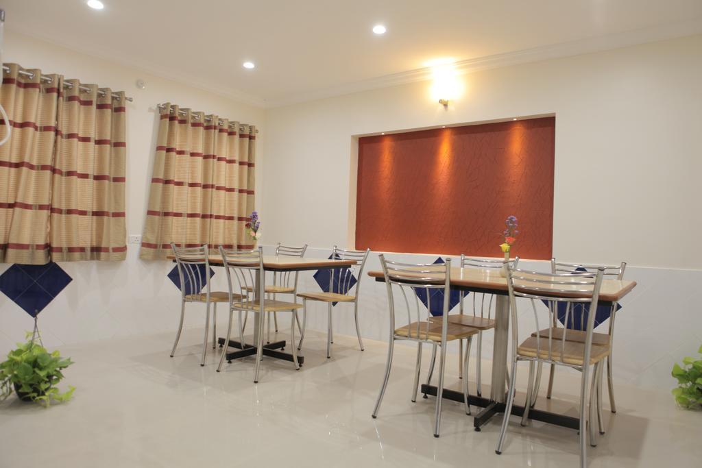 Our Nest Hotel Hyderabad Ngoại thất bức ảnh