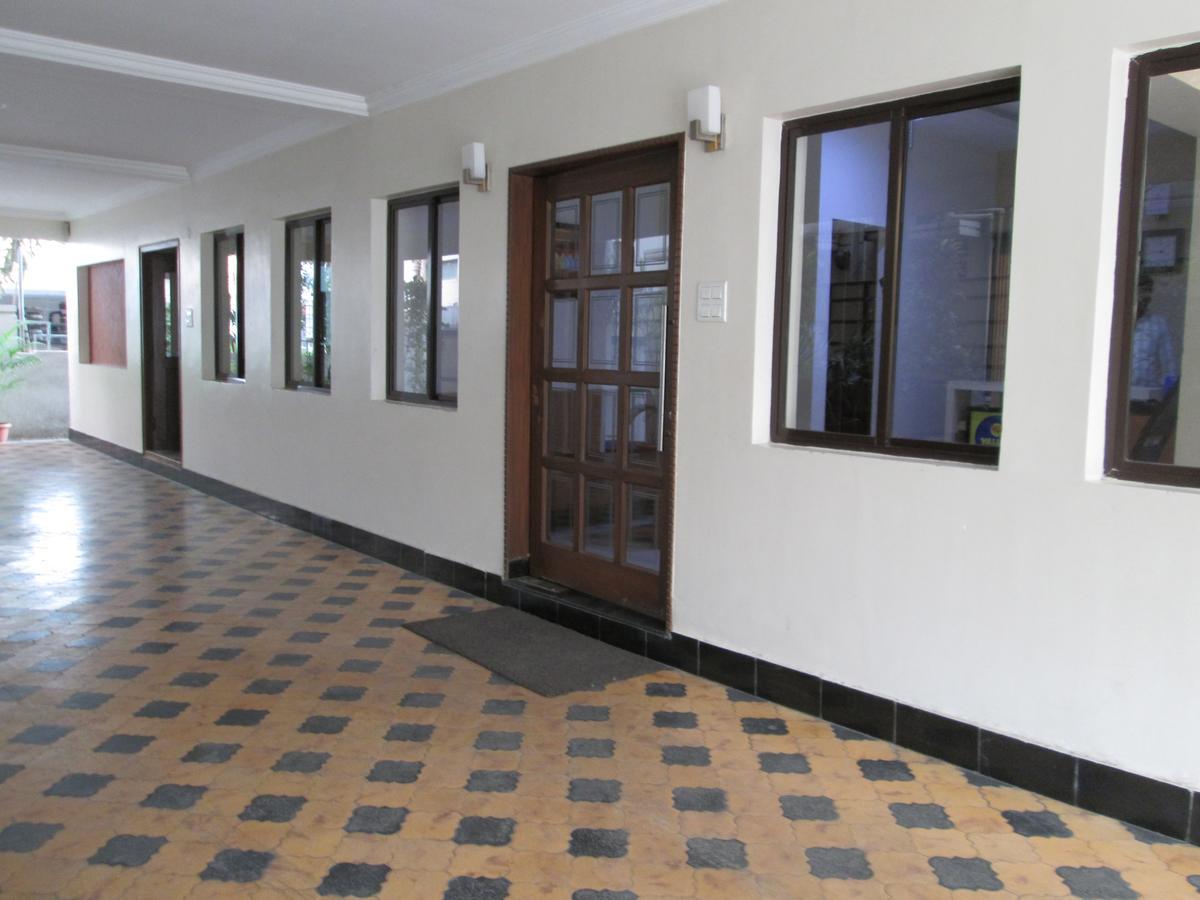 Our Nest Hotel Hyderabad Ngoại thất bức ảnh